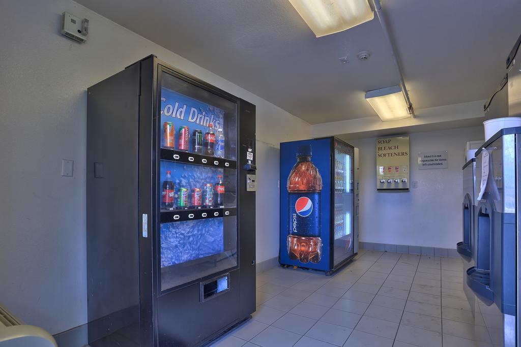 Motel 6-Flagstaff, Az - West - Woodland Village מראה חיצוני תמונה