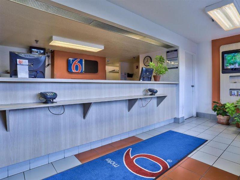 Motel 6-Flagstaff, Az - West - Woodland Village מראה חיצוני תמונה