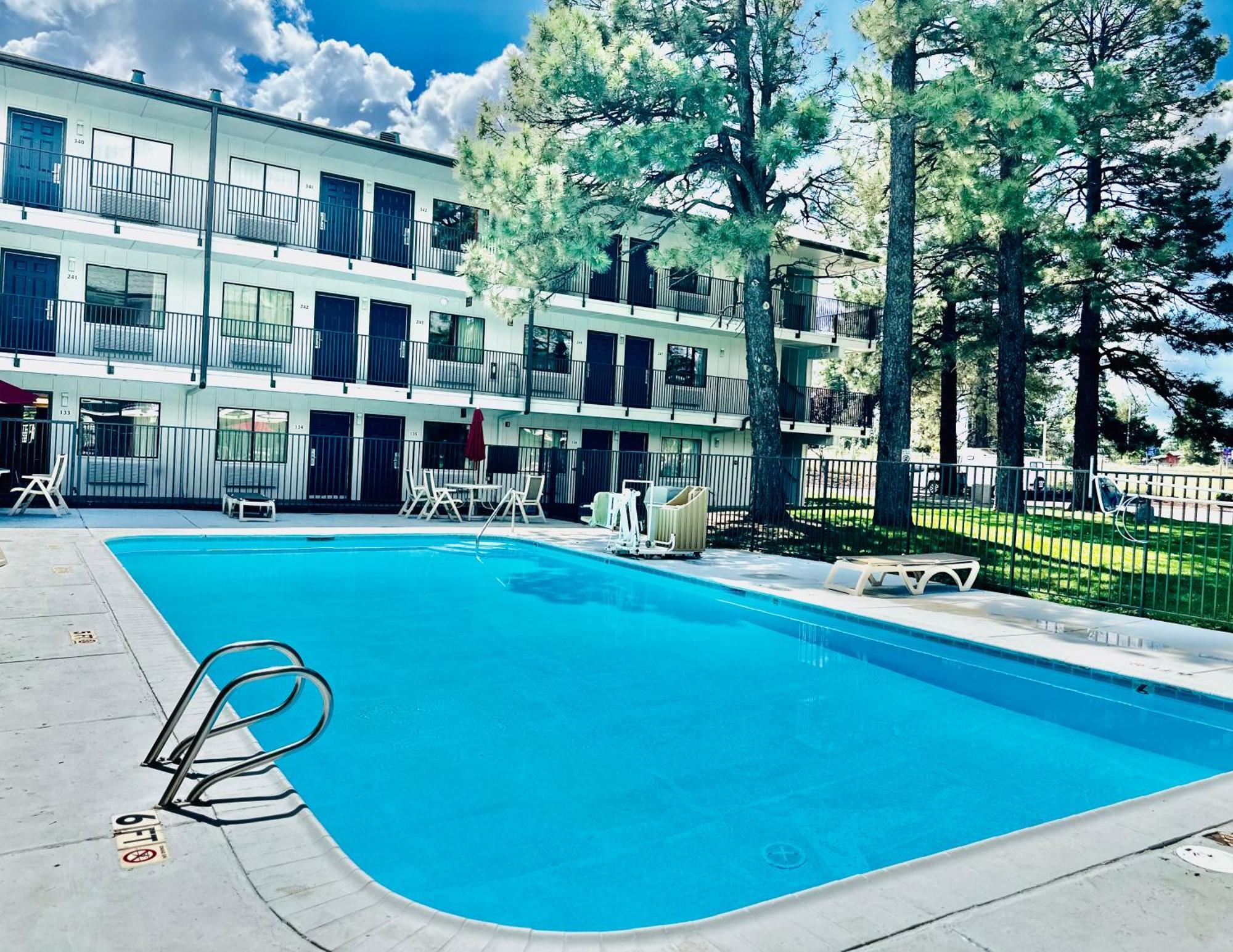 Motel 6-Flagstaff, Az - West - Woodland Village מראה חיצוני תמונה