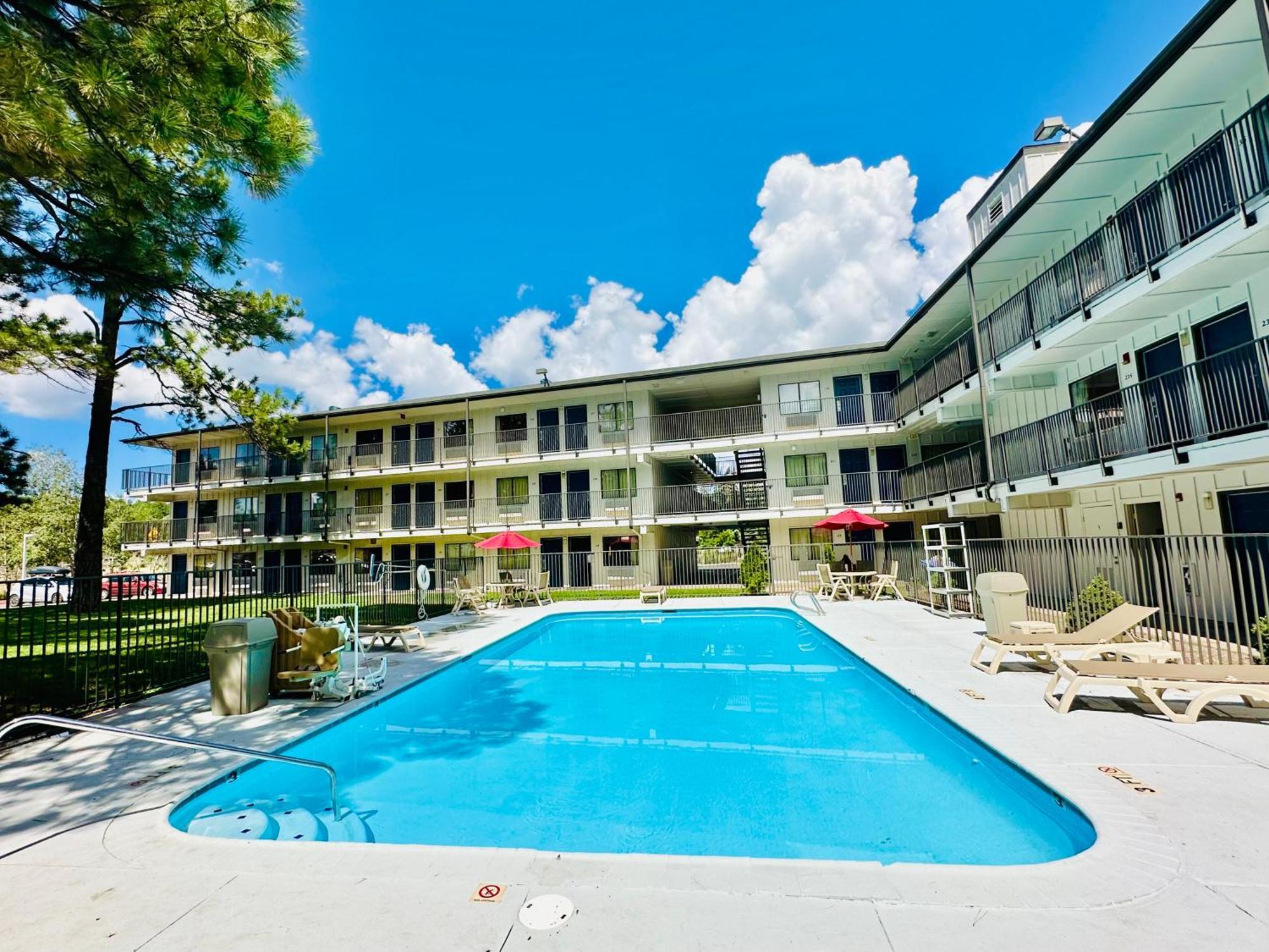 Motel 6-Flagstaff, Az - West - Woodland Village מראה חיצוני תמונה